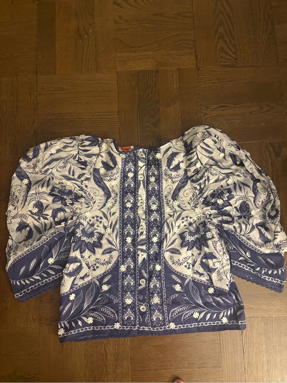 Farm Rio Off-White Nina 3d Flowers Blouse